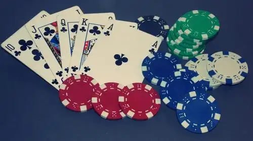 Privasi akun saat meminta dukungan teknis